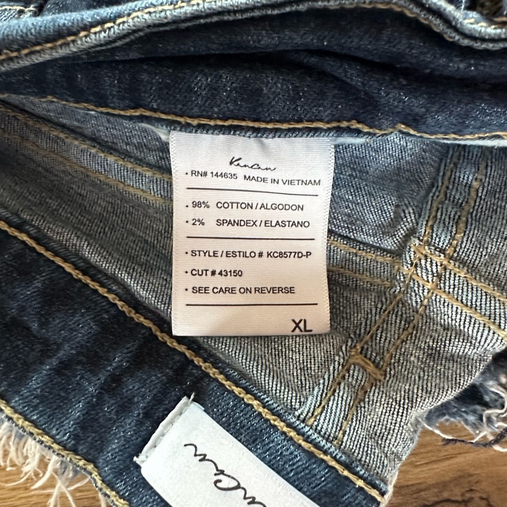 KanCan Dark Blue Button-Fly Jeans